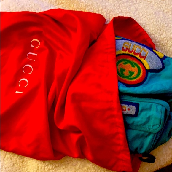 GUCCI TERRY PATCH WAISTBAG - Picture 1 of 5